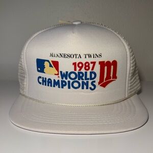NWT VINTAGE Minnesota Twins 1987 World Series Champions Foam Trucker Hat